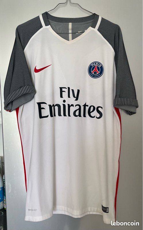Maillot PSG domicile 2017/18 floqué Cavani - Vintage Football Area