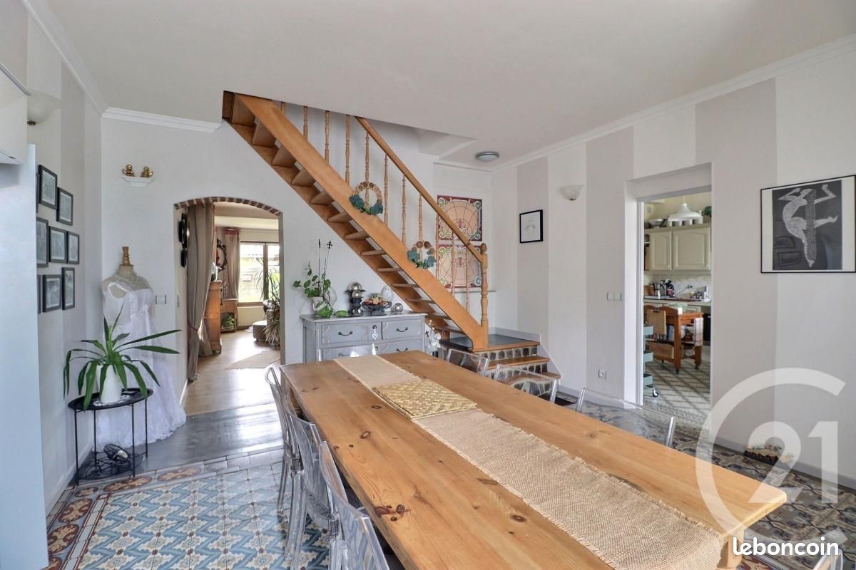 Maison 6 pièces 169 m² · à Englos · 169 m² · 499 000 €