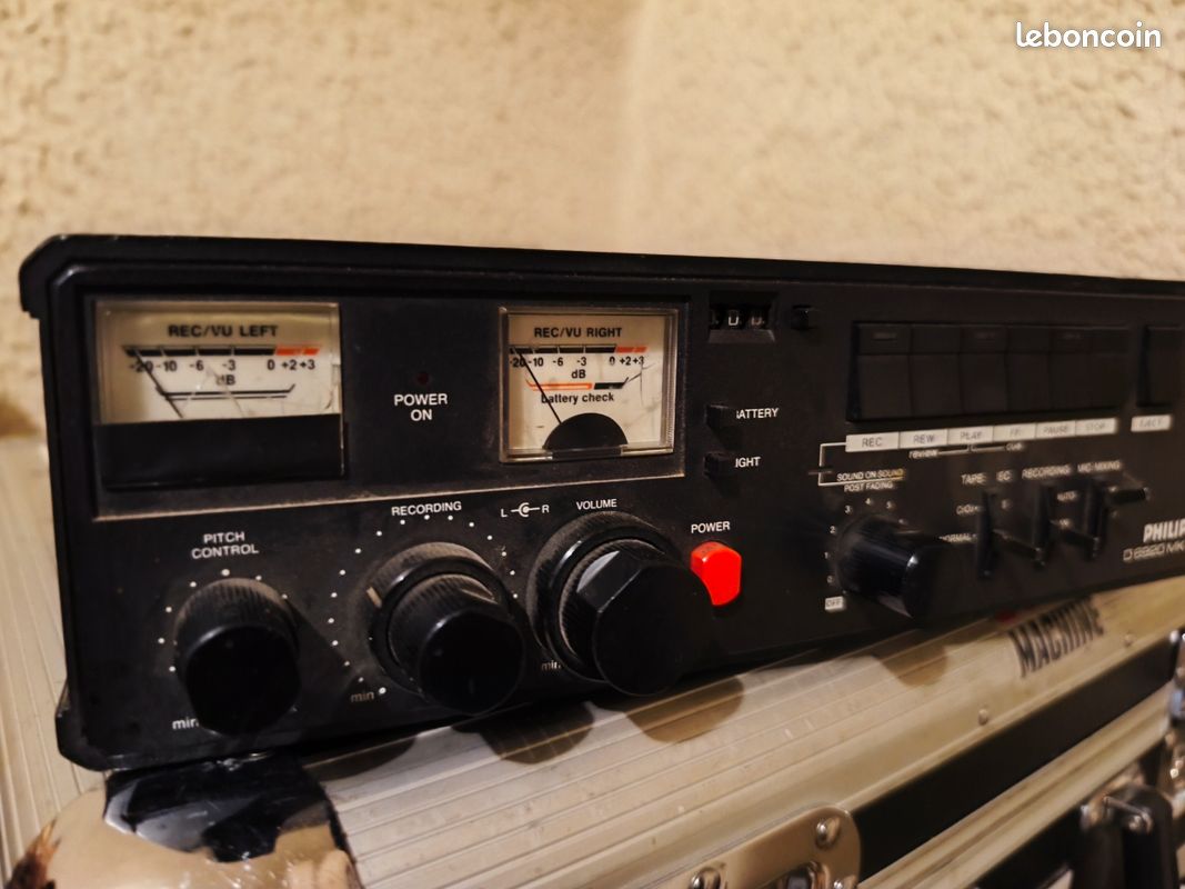 Rare vintage Enregistreur Cassette Stéréo Portable AV AUDIO VISUAL STEREO D6920