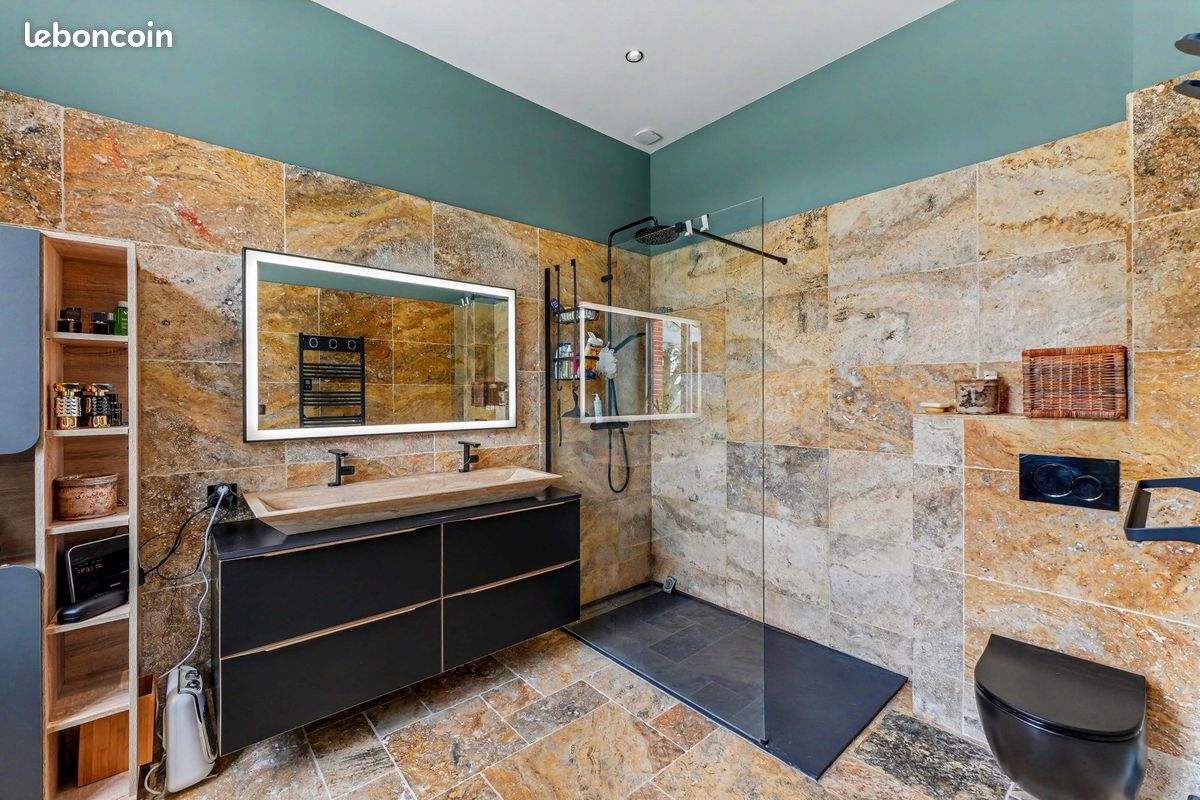 Propriété 8 pièces 334 m² (image 27)