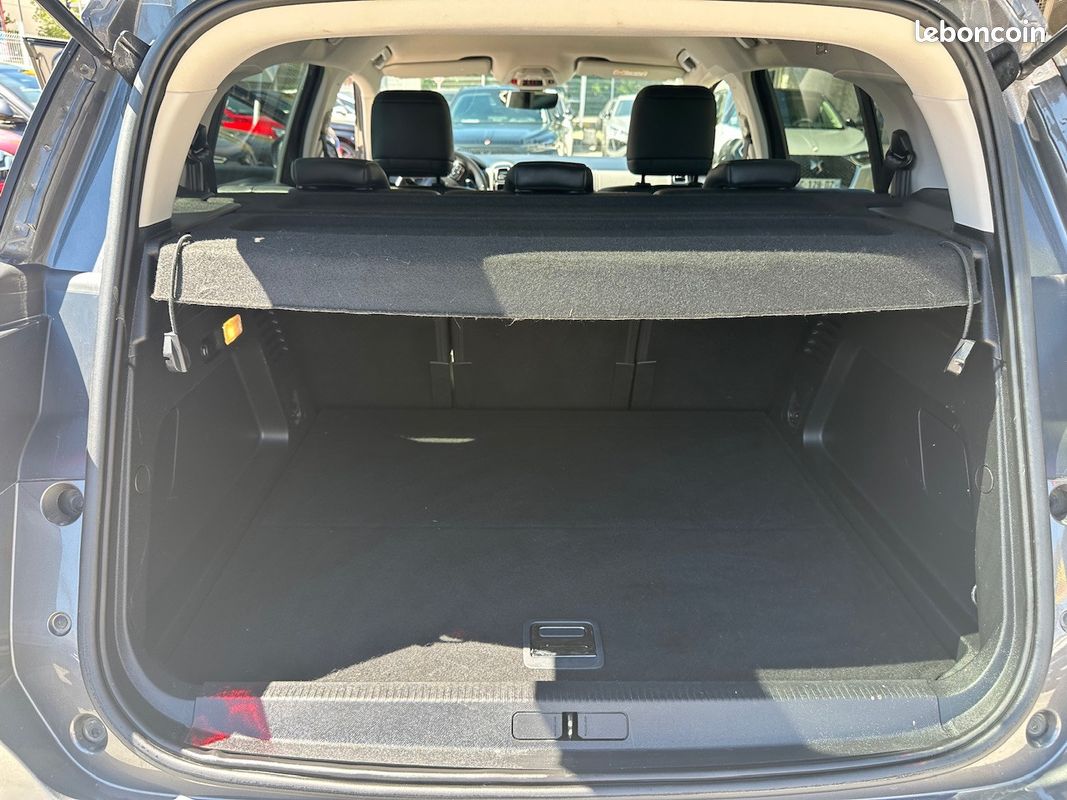 Citroën C5 AIRCROSS C-Series 1.6 225 Plug in Hybrid Rechargeable e-EAT8 Boîte auto {ATTELAGE - CAMERA - CLIM - CARPLAY} (image 23)
