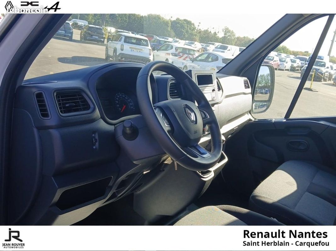Renault Master Fg F3500 L3H3 2.3 Blue dCi 135ch Confort (image 10)