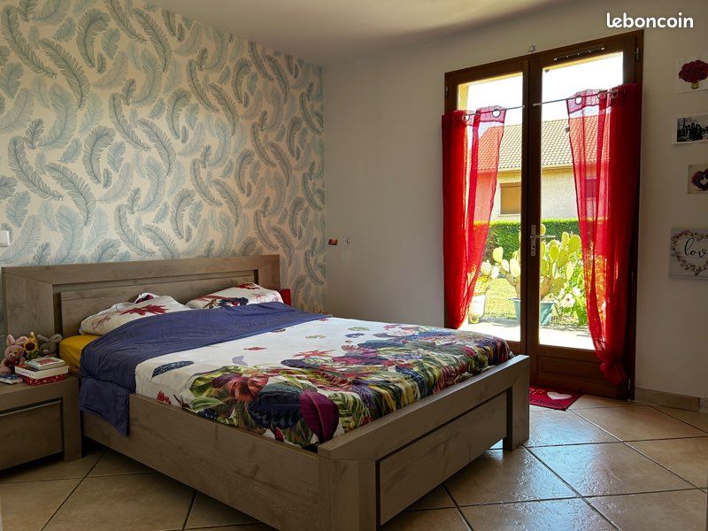 Maison individuelle 137m2 - 6 pièces - Plein centre-ville (image 4)