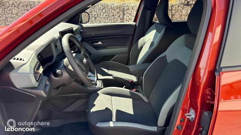 Dacia Duster 1.8 hybrid 155ch Extreme (image 12)