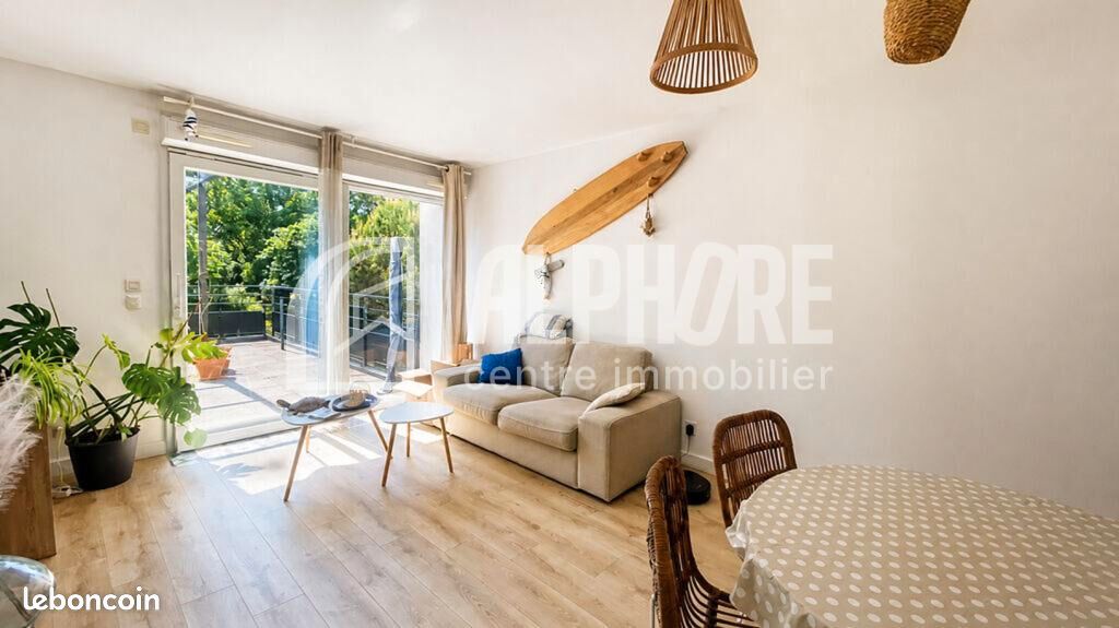 Appartement 3 pièces 58 m² · à Saint-Nazaire · 58 m² · 989 €