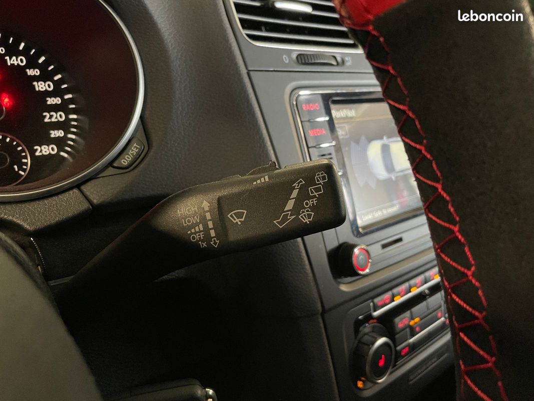 VOLKSWAGEN GOLF VI GTi 2.0 TSi 210 (image 20)