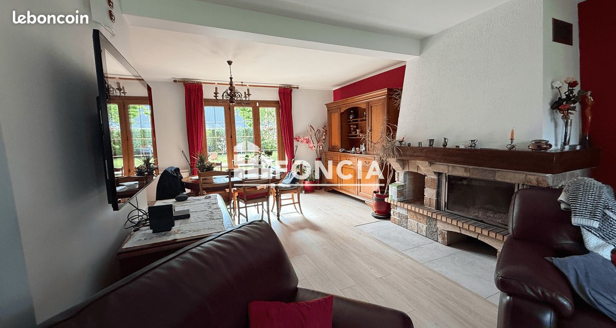 Maison 6 pièces 127 m² · à Émerainville · 127 m² · 550 000 €