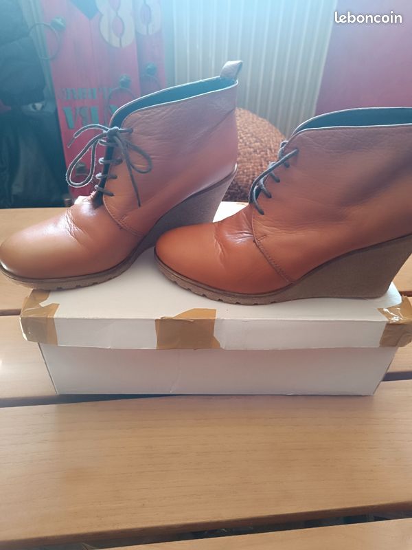 Bottines compensées en cuir Très bon état (image 1)