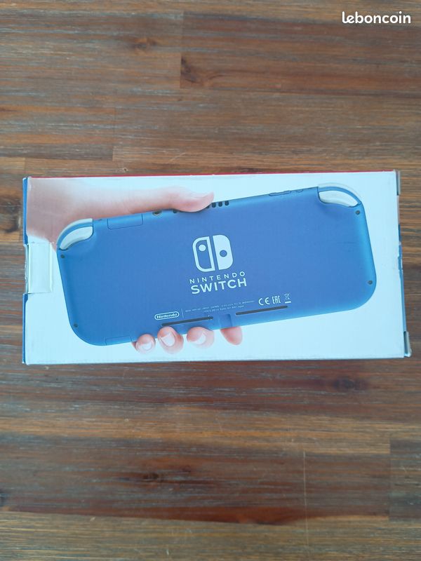 Nintendo Switch Lite (image 2)