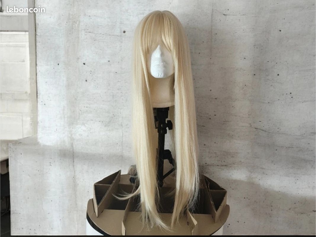 Perruque longue 28 pouces blonde dorée – lisse avec frange (image 6)