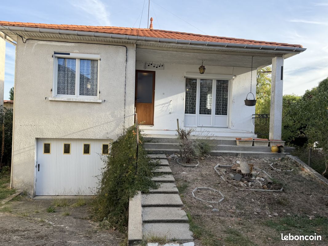 Maison 5 pièces 95 m² · à La Roche-Chalais · 95 m² · 164 990 €