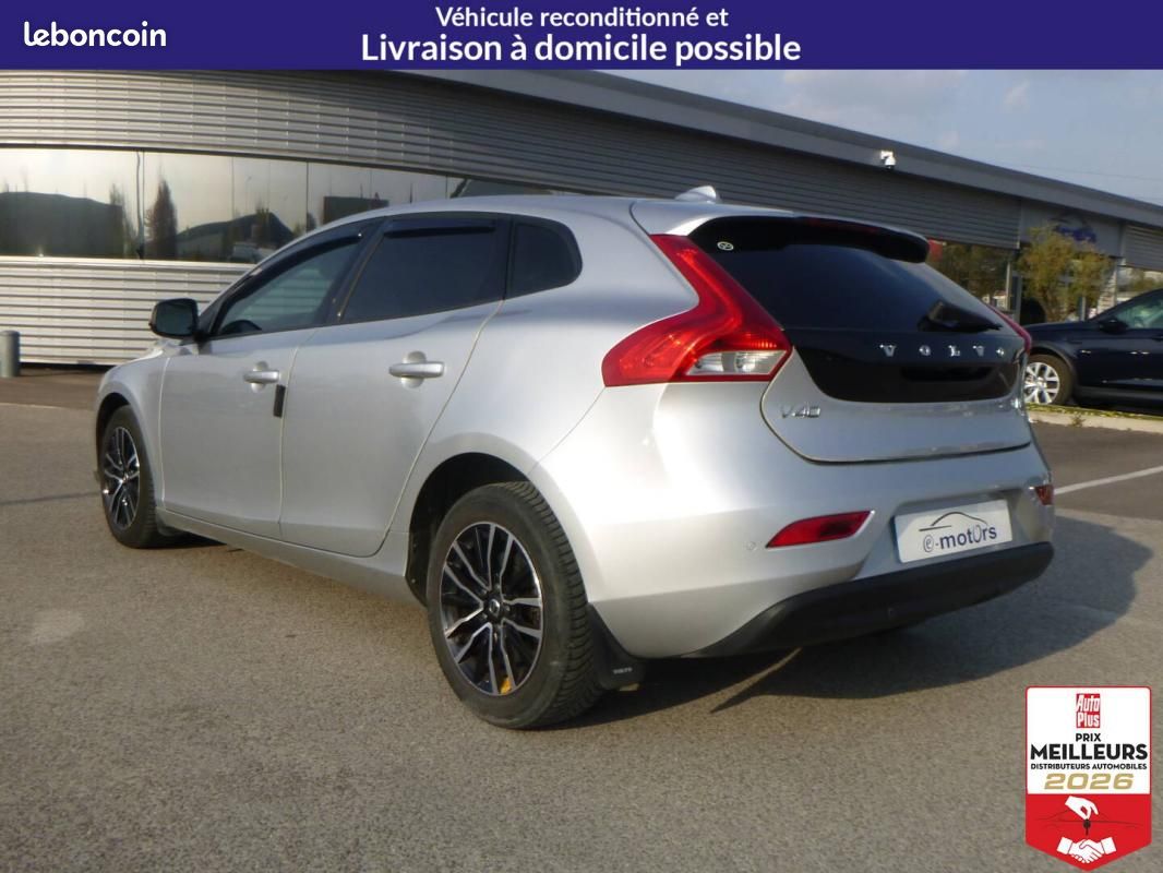 Volvo V40 D2 120 Geartronic 6 - Momentum (image 7)