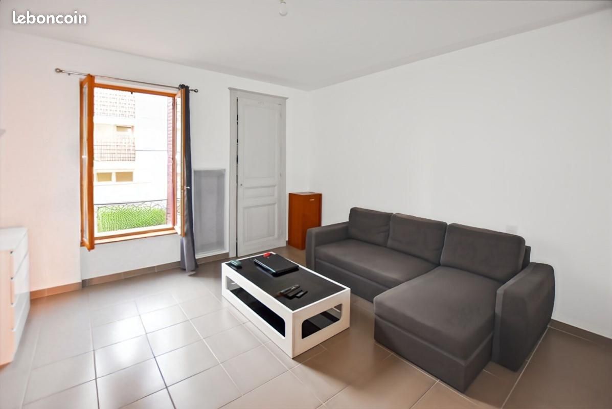 Appartement 1 pièce 27 m² · à Roanne · 27 m² · 354 €/mois