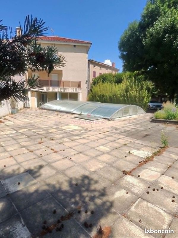 Maison 6 pièces 180 m² · à Brives-Charensac · 180 m² · 339 000 €