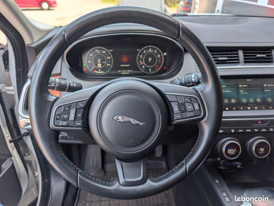 JAGUAR E-PACE 2.0 200CV HSE AWD - ENTRETIEN JAGUAR EXCLUSIF - CAMERA - ATTELAGE - ZERO DEFAUT - GARANTIe (image 21)