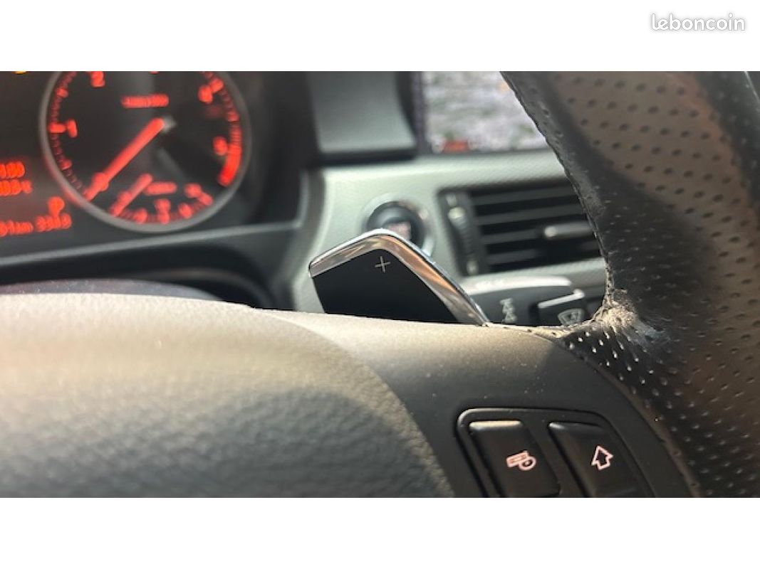 BMW SERIE 3 320d xDrive Coupé Edition M Sport 2.0 184CH GARANTIE 12 MOIS (image 20)