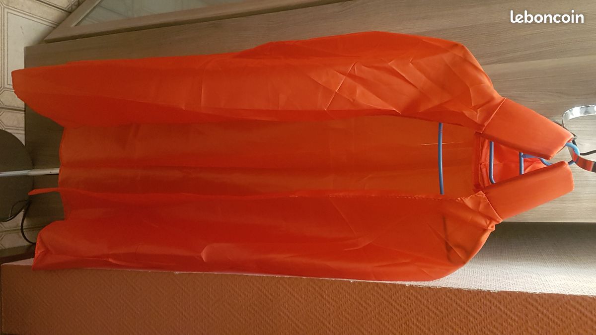 Déguisement - cape rouge de 100 cm (image 3)