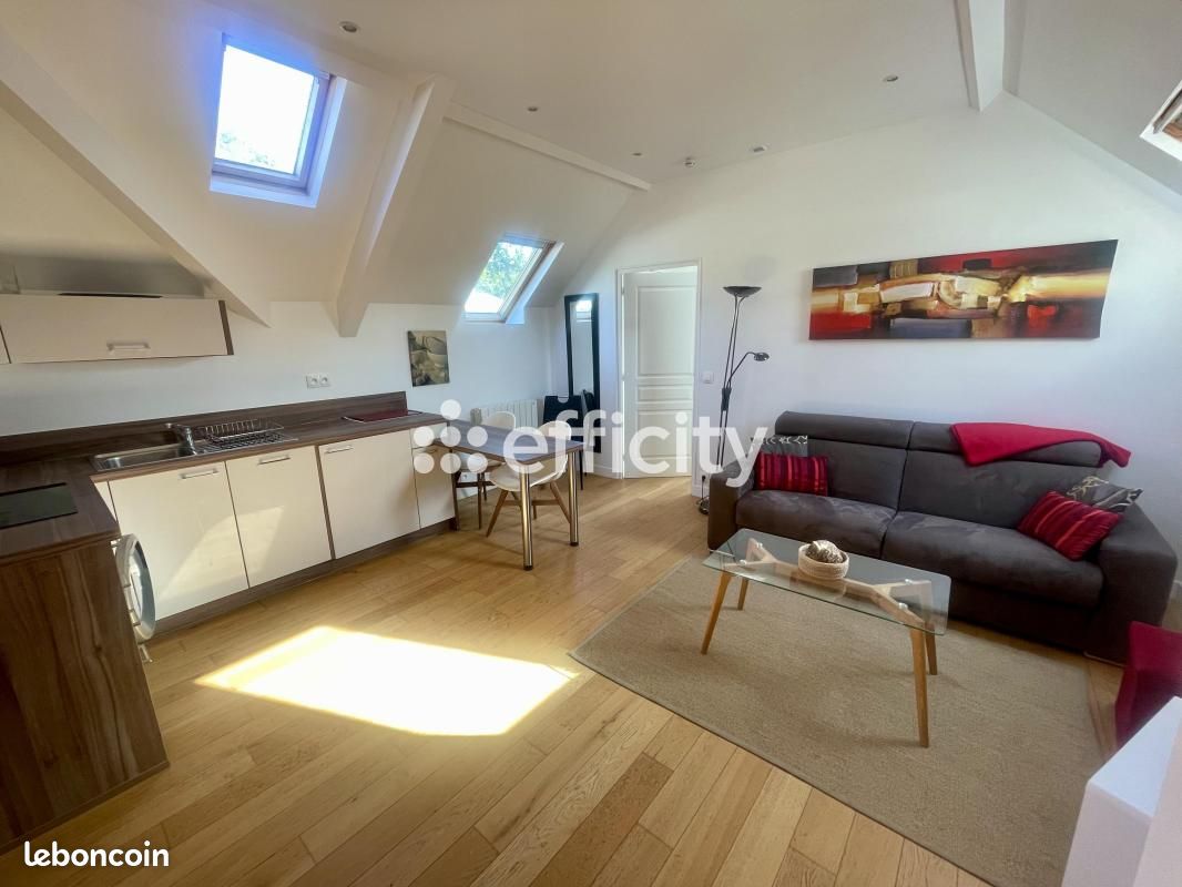 Appartement 2 pièces 34 m² · à Versailles · 34 m² · 295 000 €