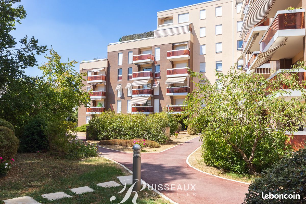 Appartement 2 pièces 52 m² · à Dijon · 52 m² · 195 000 €