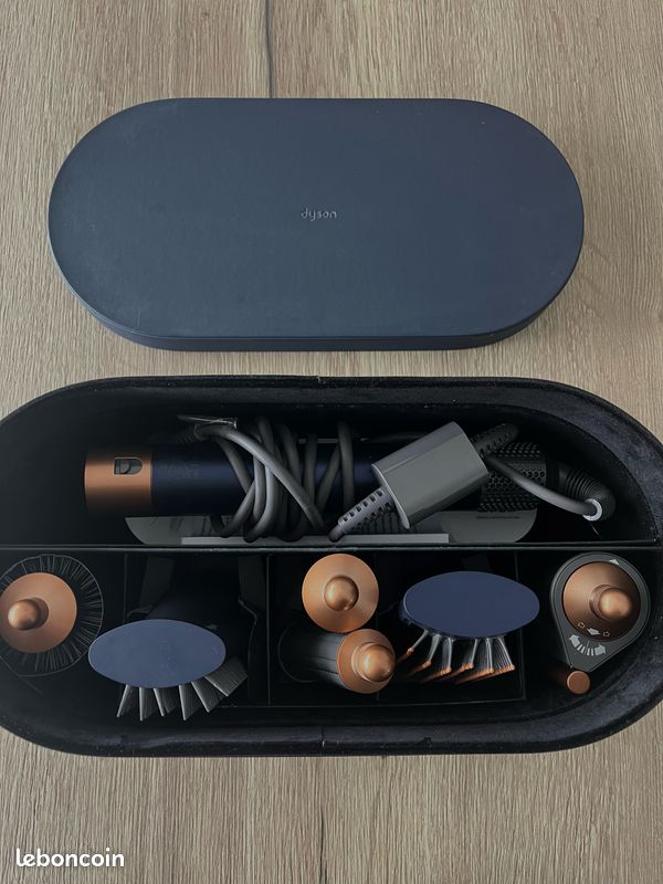 Dyson airwrap (image 4)