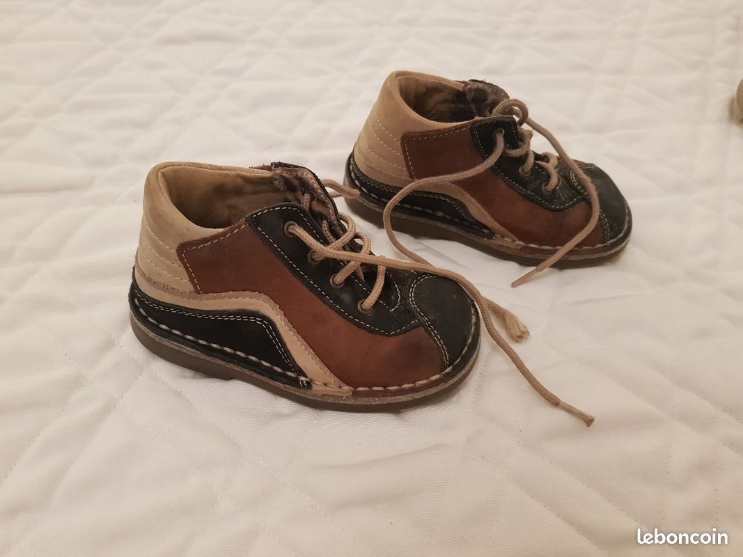 Kalinga Ashok Chaussons GarÃ§on Garçon Taille Chaussure 22 Garcon