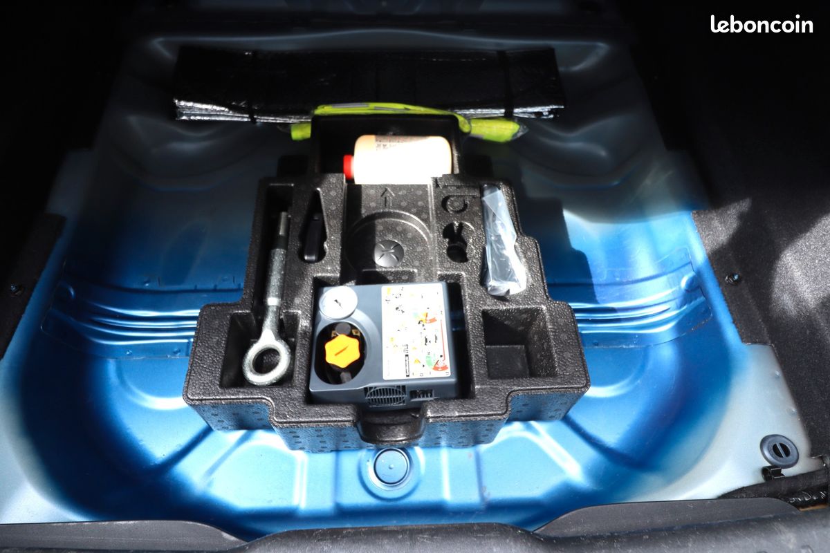 VOLVO S90 2.0 T5 250Ch R-DESIGN GEARTRONIC BVA (image 12)
