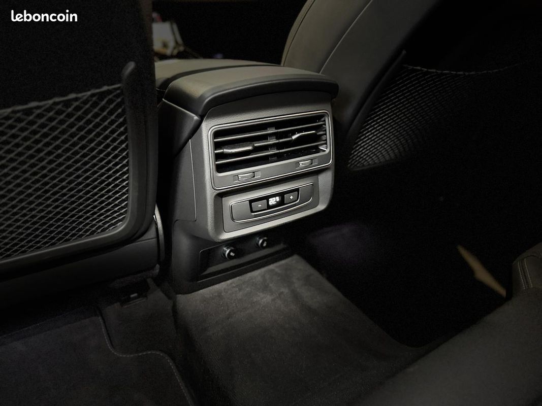 AUDI Q8 55 TFSIe 381Ch Tiptronic 8 Quattro S line, OPTIONS ++++, TVA, 29 500Km.. (image 17)