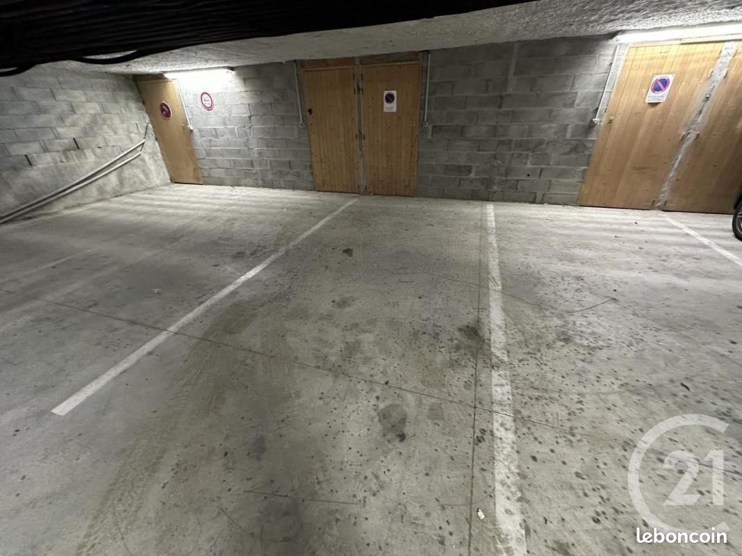 Parking 18 m² · à Mimizan · 18 m² · 20 000 €