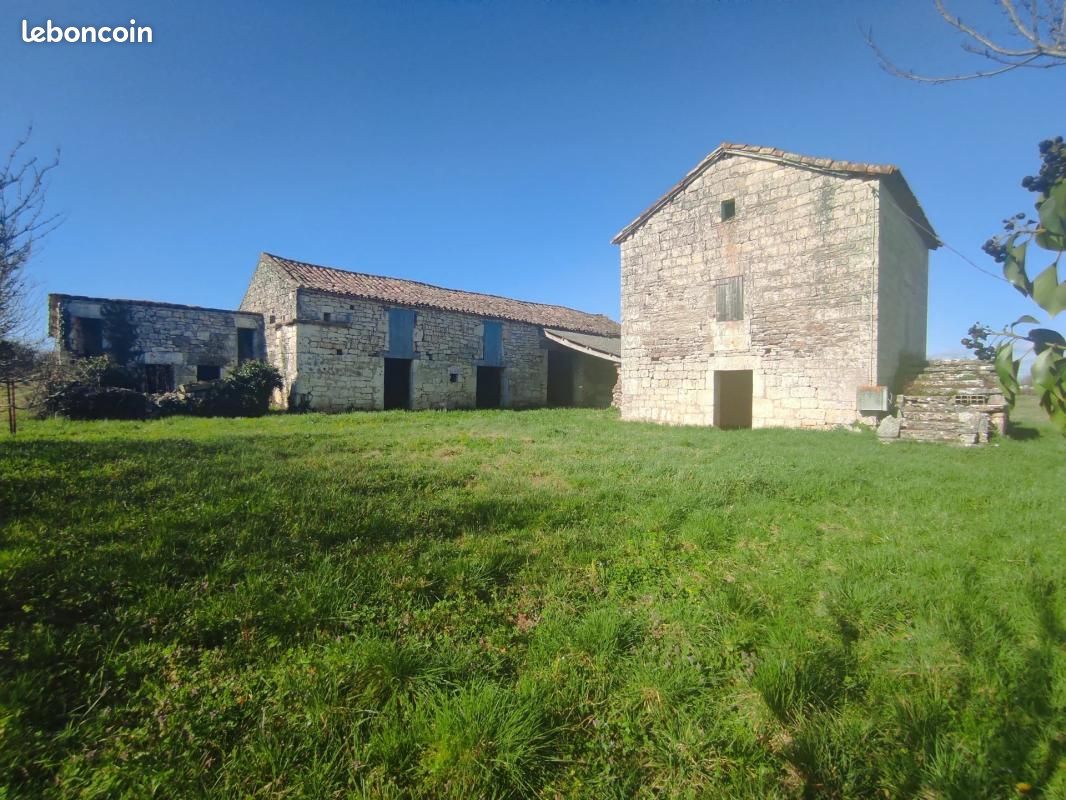 Maison 1 pièce 90 m² · à Lalbenque · 90 m² · 192 000 €