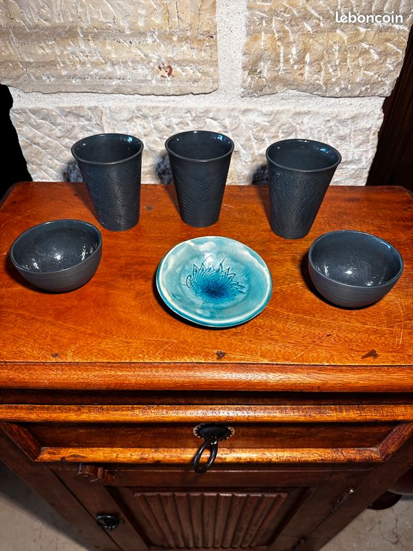 Lot de tasse à thé artisanal + coupelle (image 1)