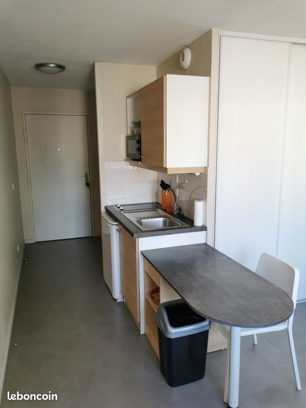 Appartement 1 pièce 18 m² · à Grenoble · 18 m² · 495 €/mois