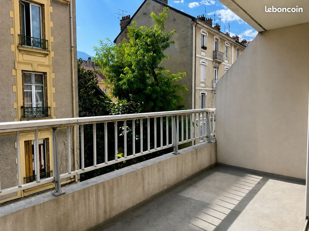 Appartement 1 pièce 26 m² · à Grenoble · 26 m² · 71 000 €