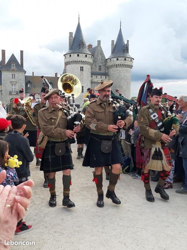 Groupe de reconstitution Cherche musiciens pour sa fanfare (image 1)
