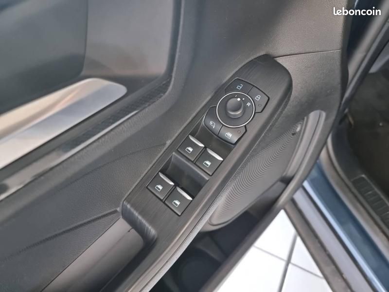 Ford Kuga 2.5 Duratec 225ch PHEV ST-Line Business BVA (image 11)