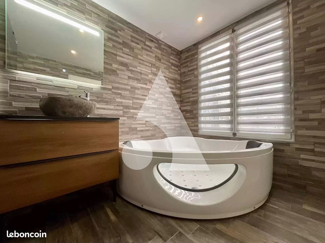 Maison 4 pièces 109 m² · à Aniche · 109 m² · 840 €/mois