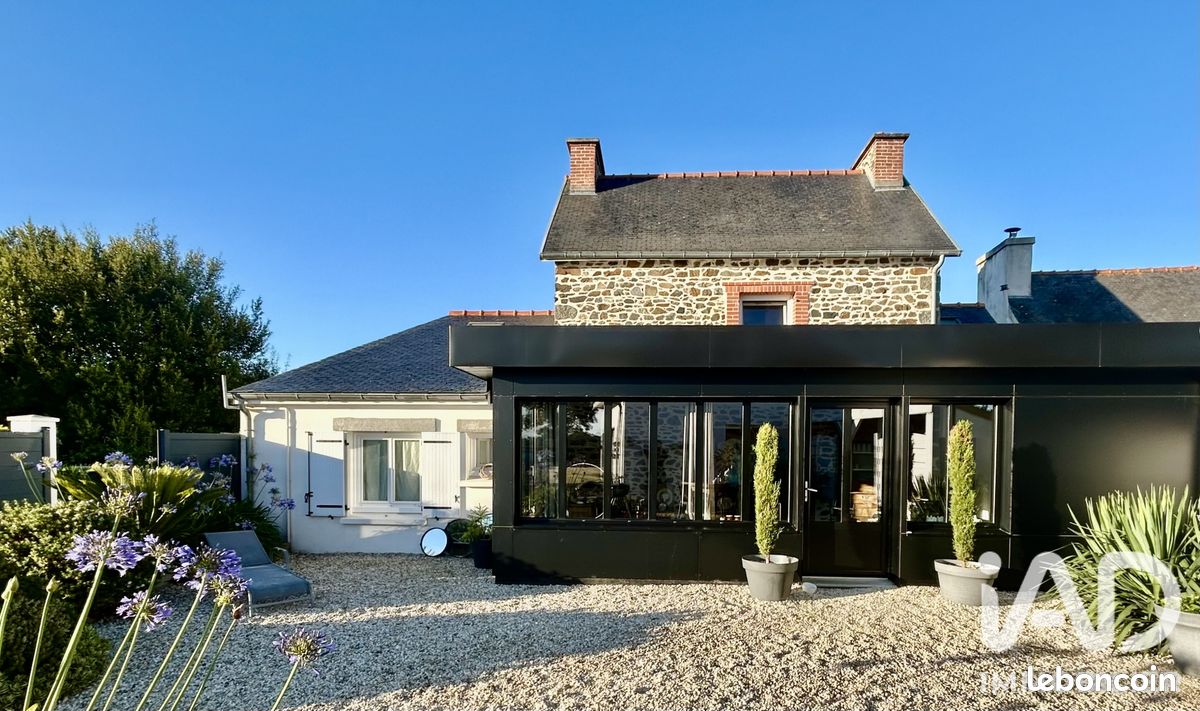 Maison 6 pièces 125 m² · à Binic-Étables-sur-Mer · 125 m² · 470 000 €