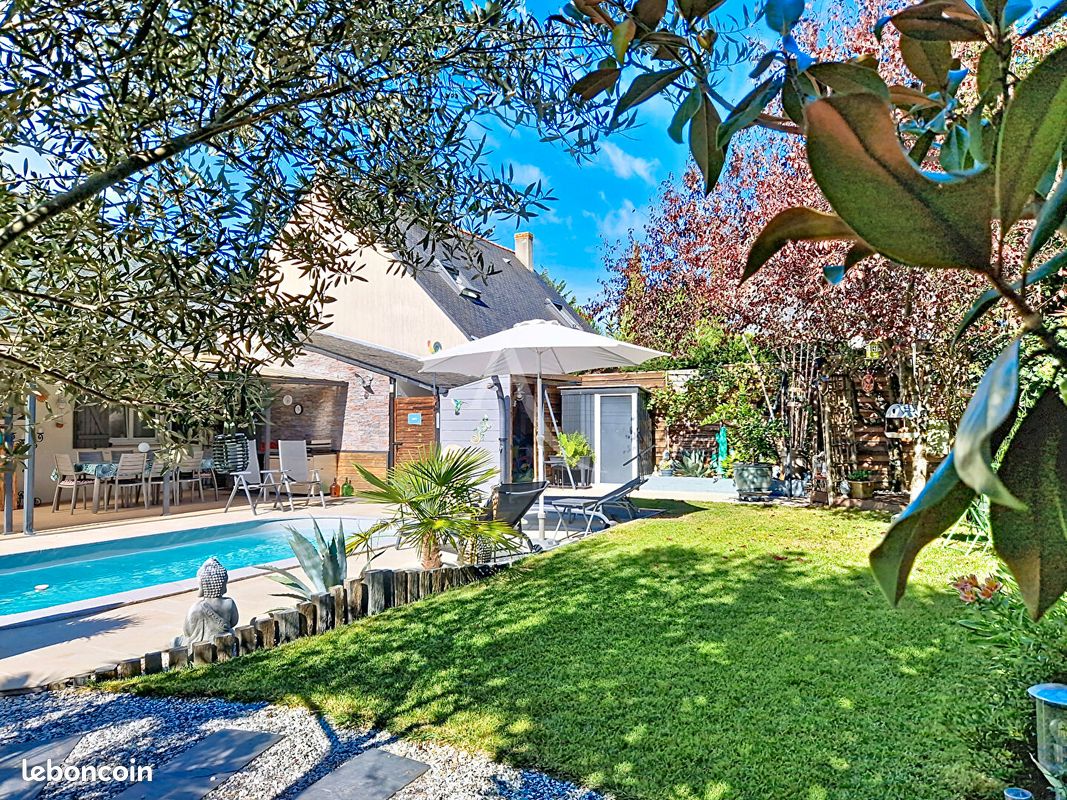 Maison 7 pièces 105 m² · à Saint-Barthélemy-d'Anjou · 105 m² · 390 300 €