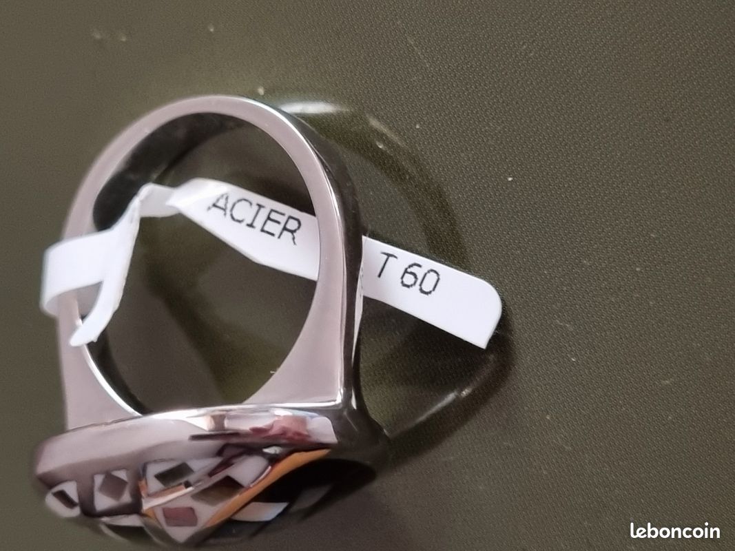 Jolie bague acier et nacre cadeau reçu jamais utilisé taille 60 (image 12)