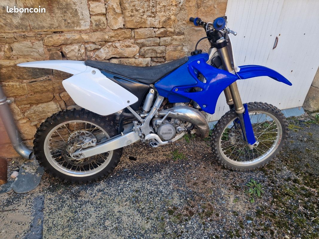 Yamaha YZ (image 2)