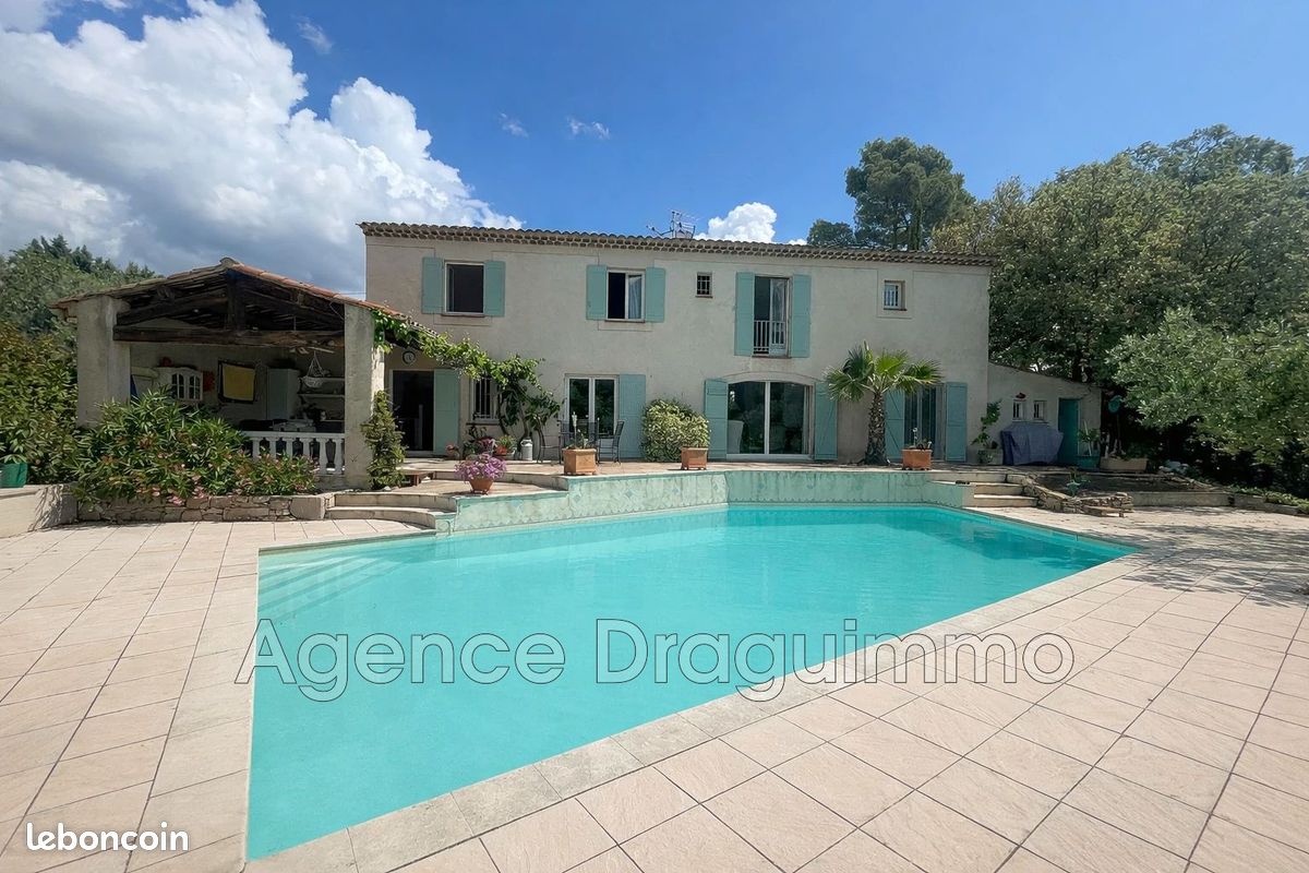 Maison 6 pièces 218 m² · à Draguignan · 218 m² · 649 000 €