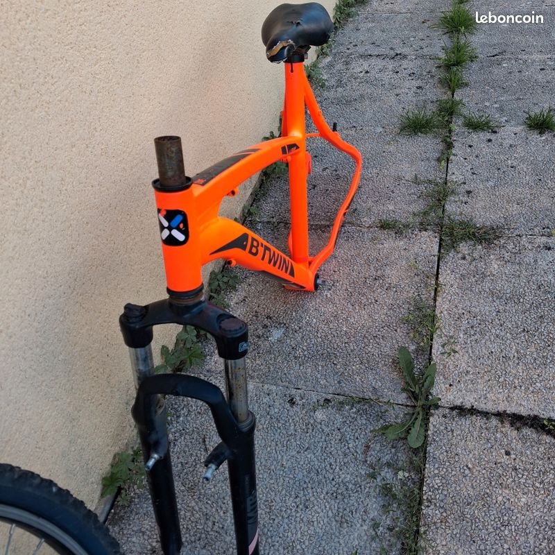 Cadre Vélo Ancien Altièr Mixte – Années 50/60 – Vélo Rétro Français