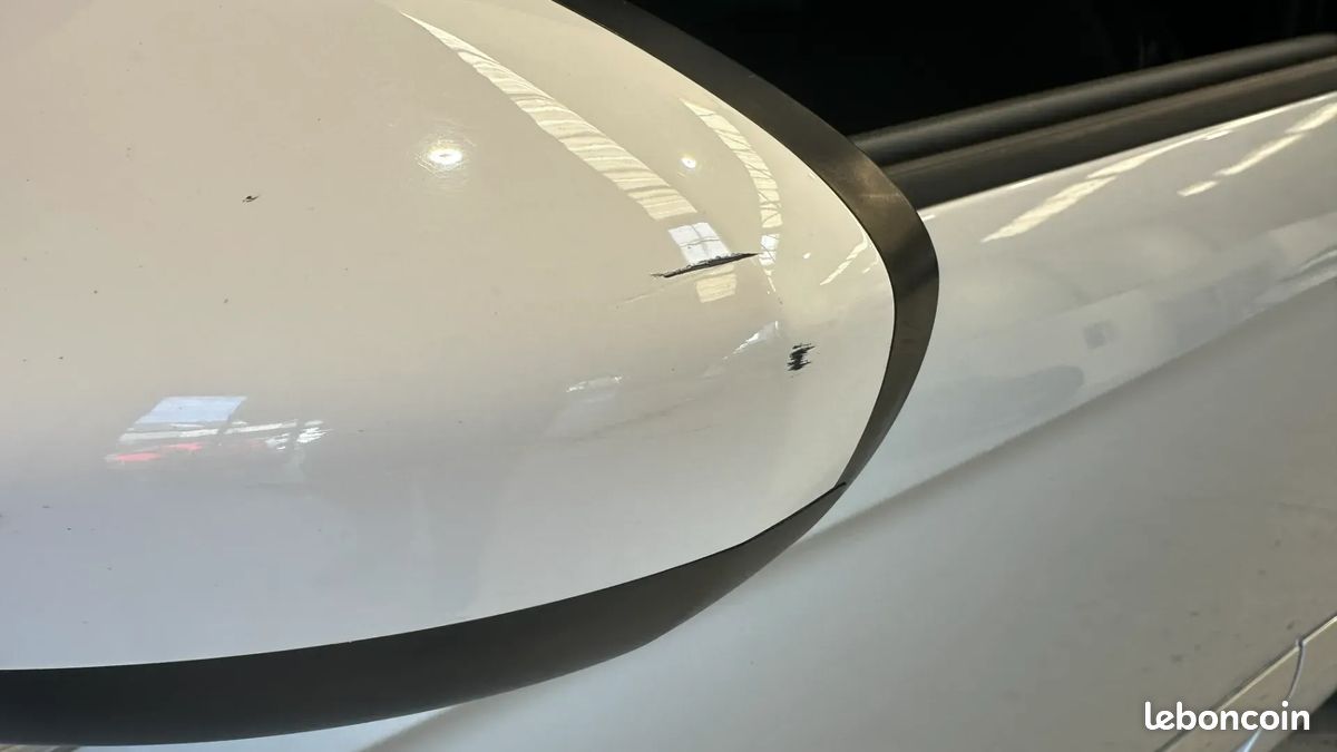DS DS3 1.6 BlueHDI 100ch Executive - Régulateur de vitesse - Bluetooth - Climatisation (image 30)