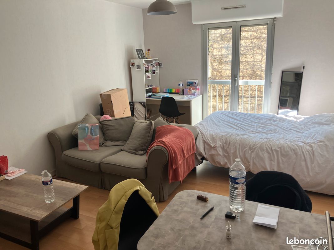 Appartement 1 pièce 28 m² · à Poitiers · 28 m² · 450 €