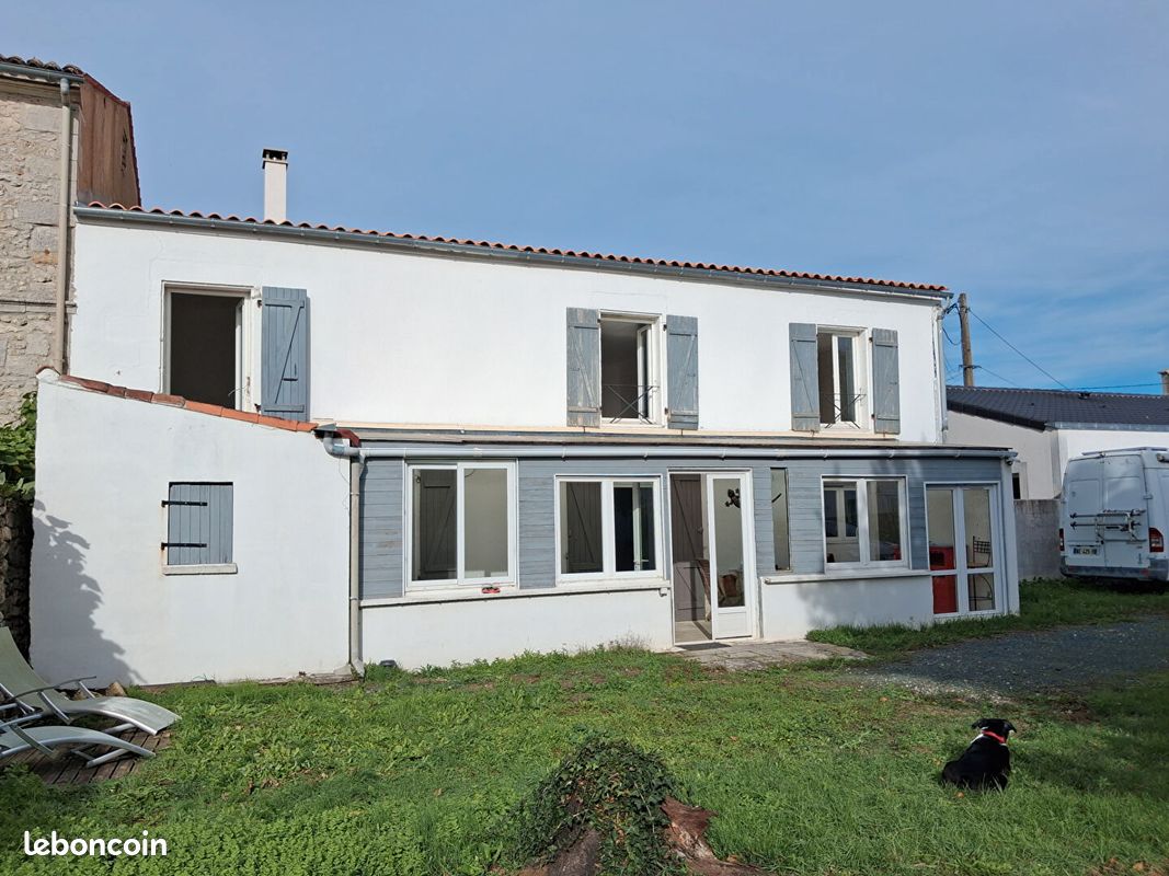Maison 4 pièces 142 m² · à Tonnay-Charente · 142 m² · 229 900 €
