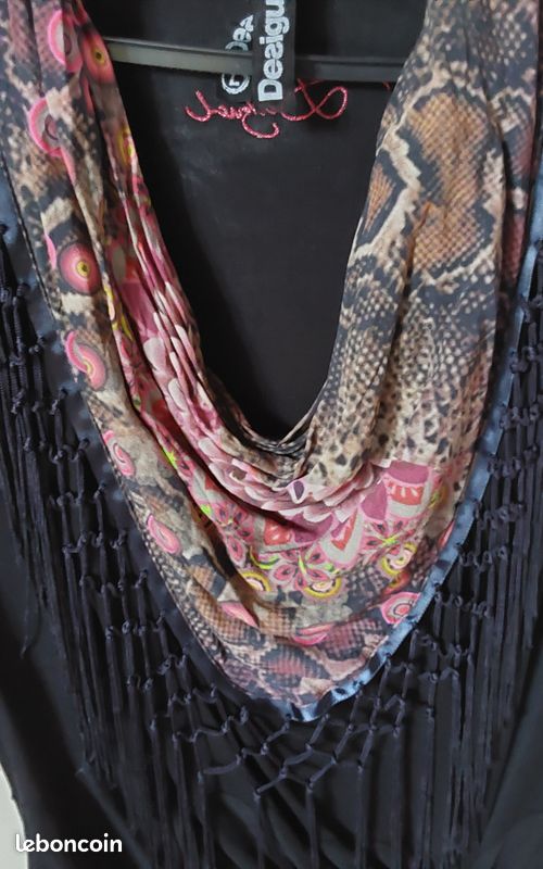 Robe noire taille L Desigual (image 3)