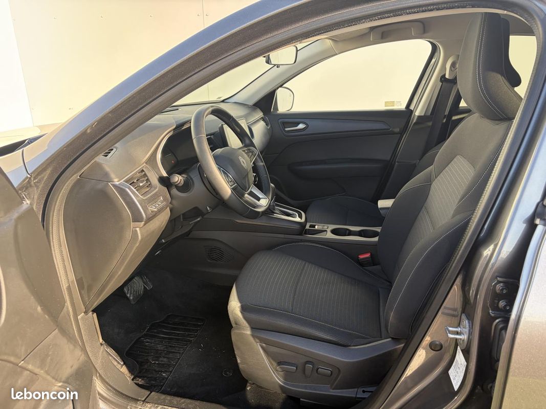 Renault arkana (2) 1.3 mild hybrid 140 evolution edc gsr2 (image 13)