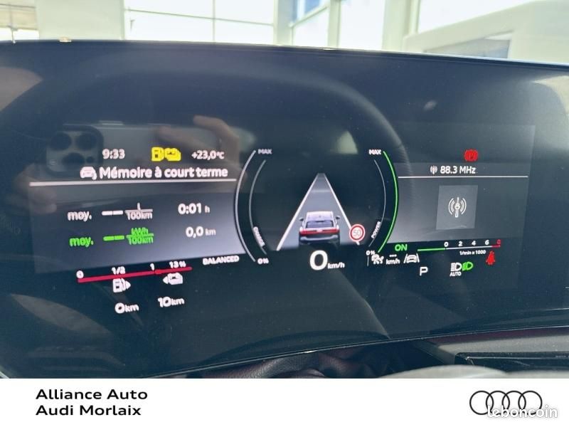 Audi A5 Avant 2.0 e-hybrid 299ch S line quattro S tronic 7 (image 12)