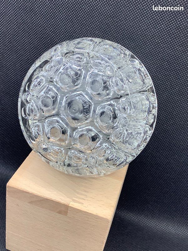 Pique fleurs vintage en Verre 19 trous - VMC Reins - Période 1950 | Selency