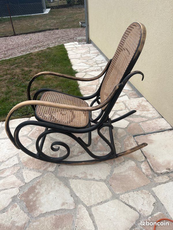 Rocking-chair à rénover (image 2)