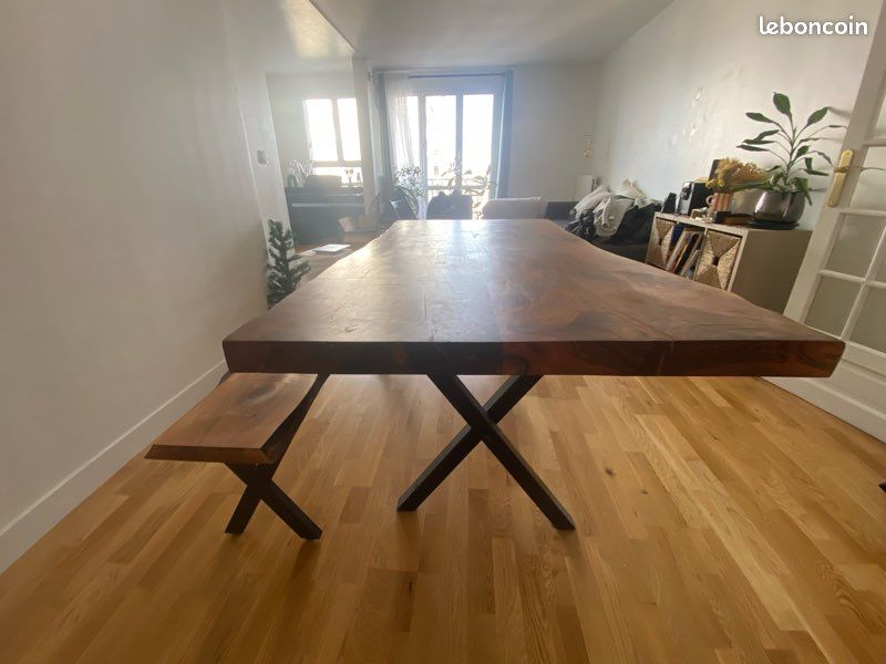 Table artisanale en NOYER massif (image 2)